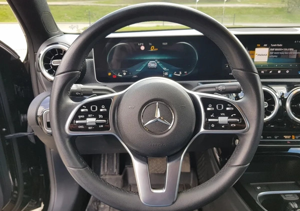 Mercedes-Benz Klasa A cena 129000 przebieg: 47000, rok produkcji 2019 z Duszniki-Zdrój małe 529